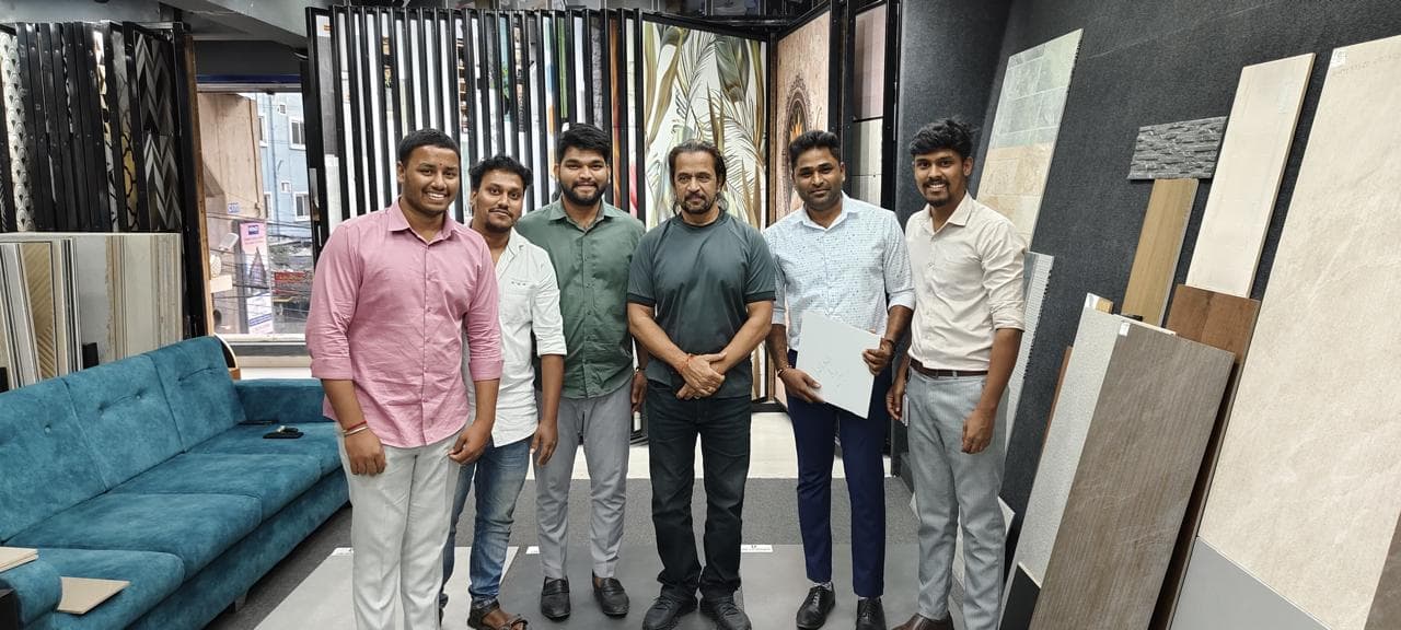Celebrity visit at Live Ceramique showroom