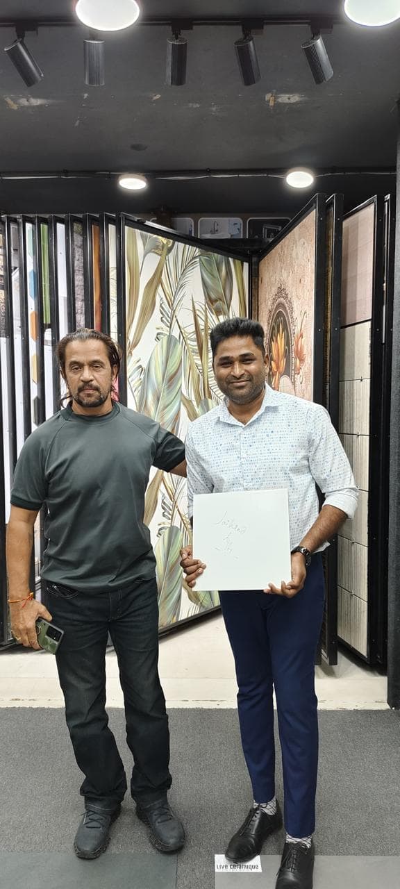 Celebrity visit at Live Ceramique showroom